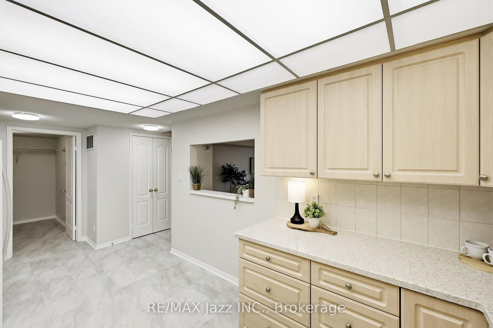 1995 Royal Road, Unit 115 thumbnail 6