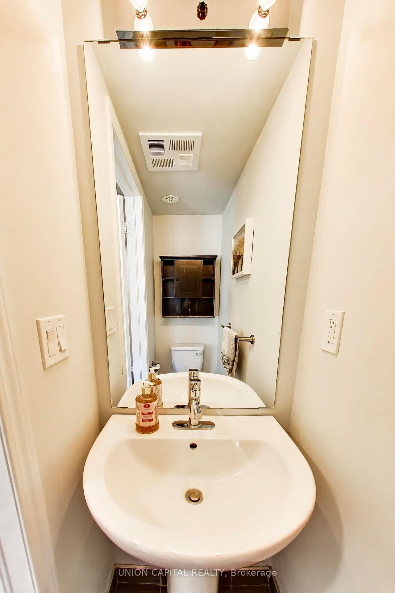 1070 Progress Road, Unit 309 thumbnail 15