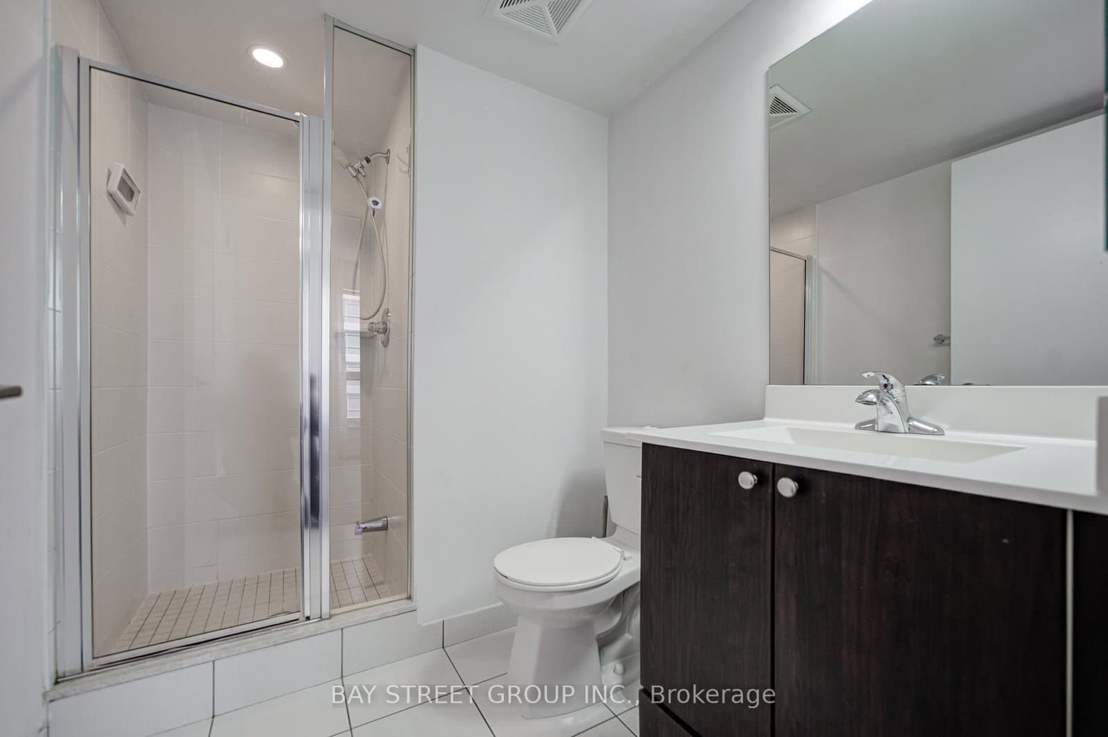 151 Village Green Square, Unit 1908 thumbnail 15