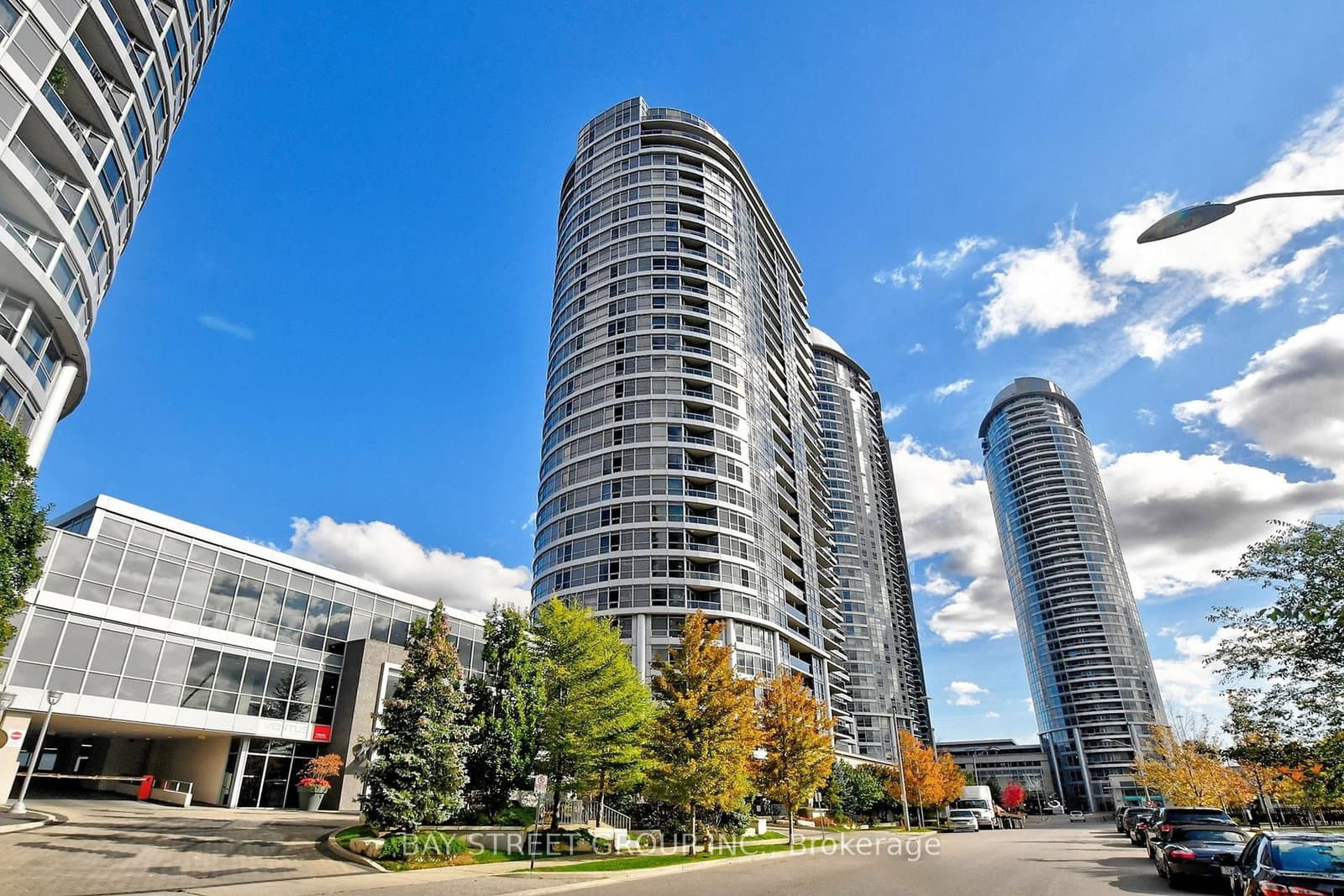 151 Village Green Square, Unit 1908 thumbnail 29