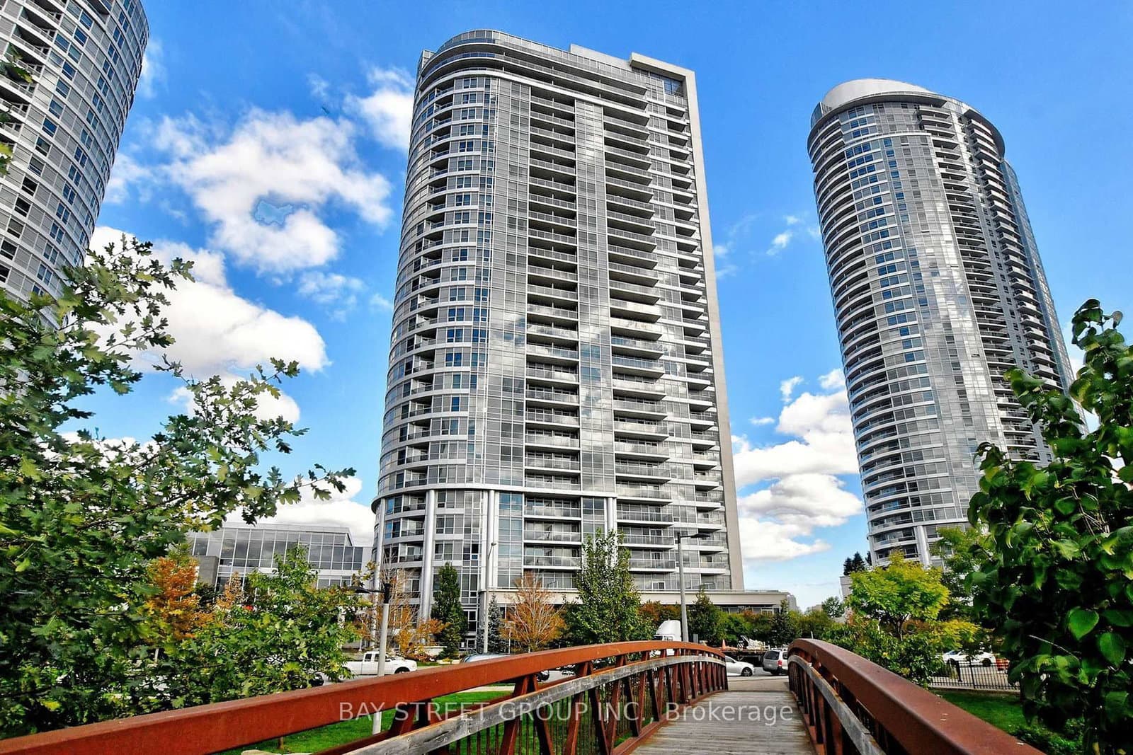 151 Village Green Square, Unit 1908 thumbnail 48