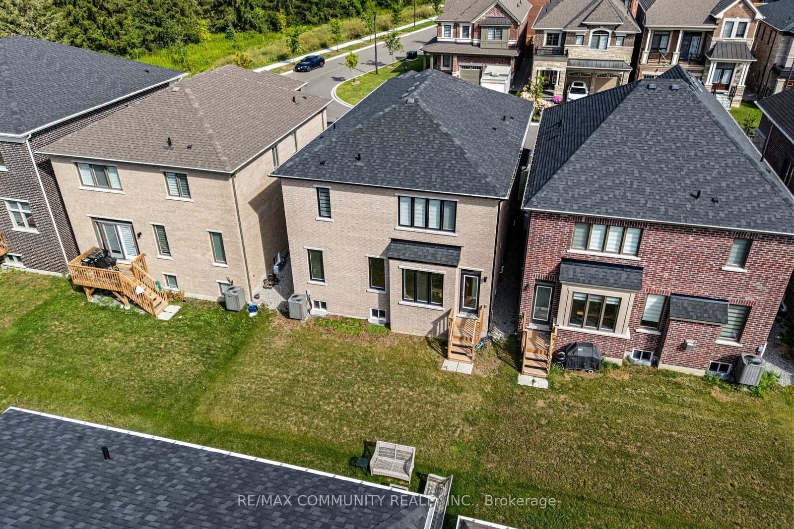 2879 Foxden Square thumbnail 28