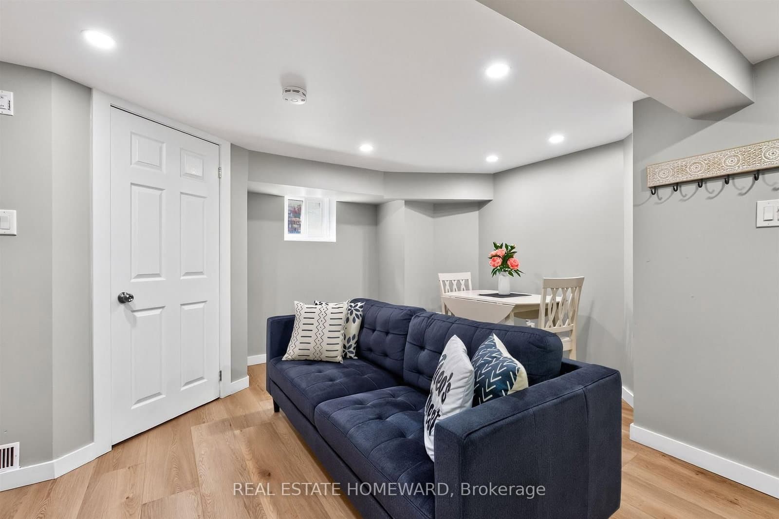 413 O'Connor Drive thumbnail 14