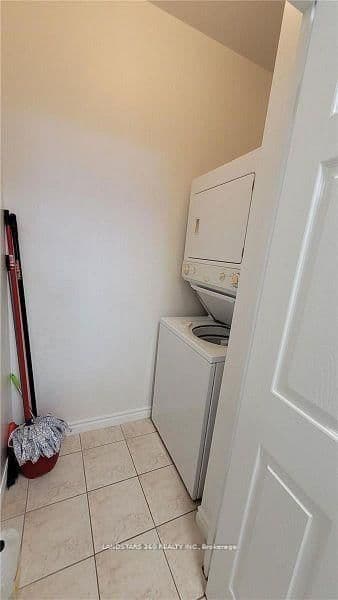 2627 Mccowan Road, Unit Uph08 thumbnail 13