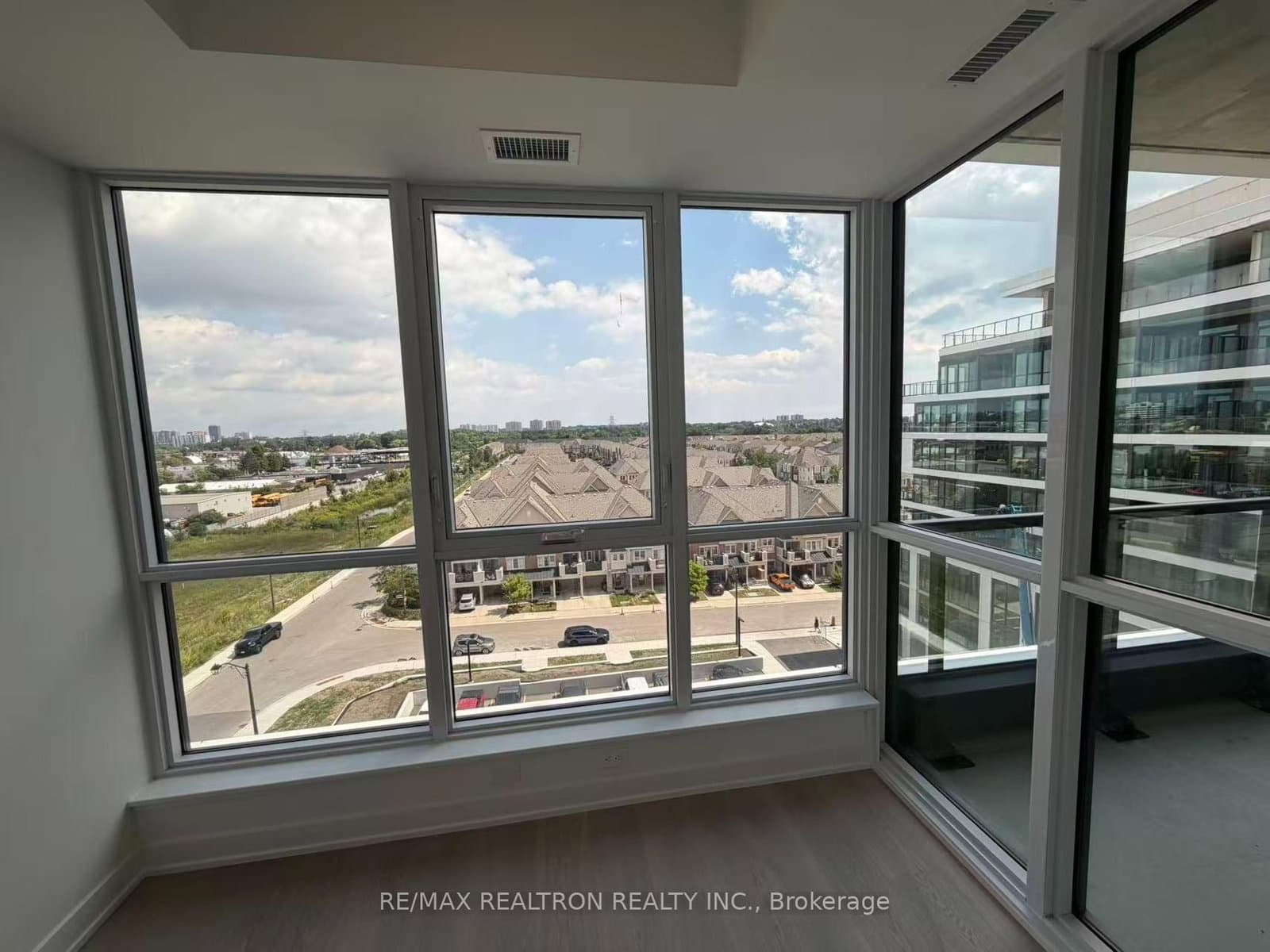 20 Deans Drive, Unit 720 thumbnail 14