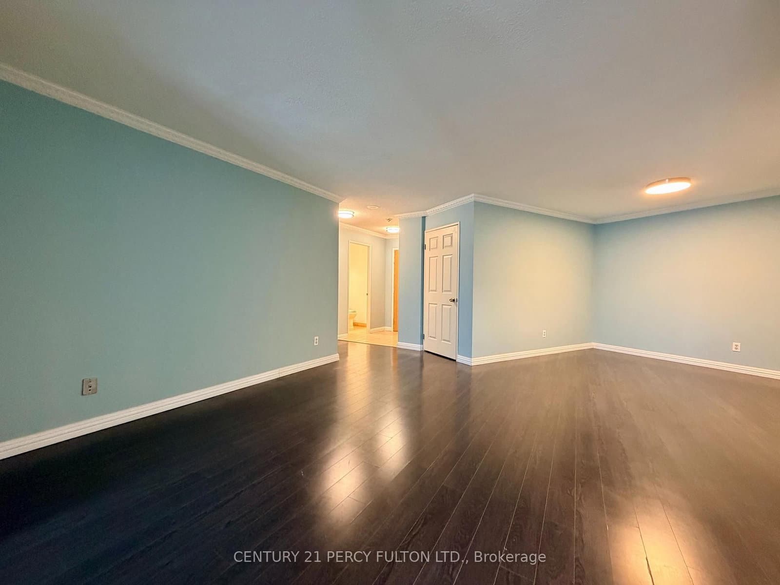 175 bamburgh Circle, Unit PH12 thumbnail 3
