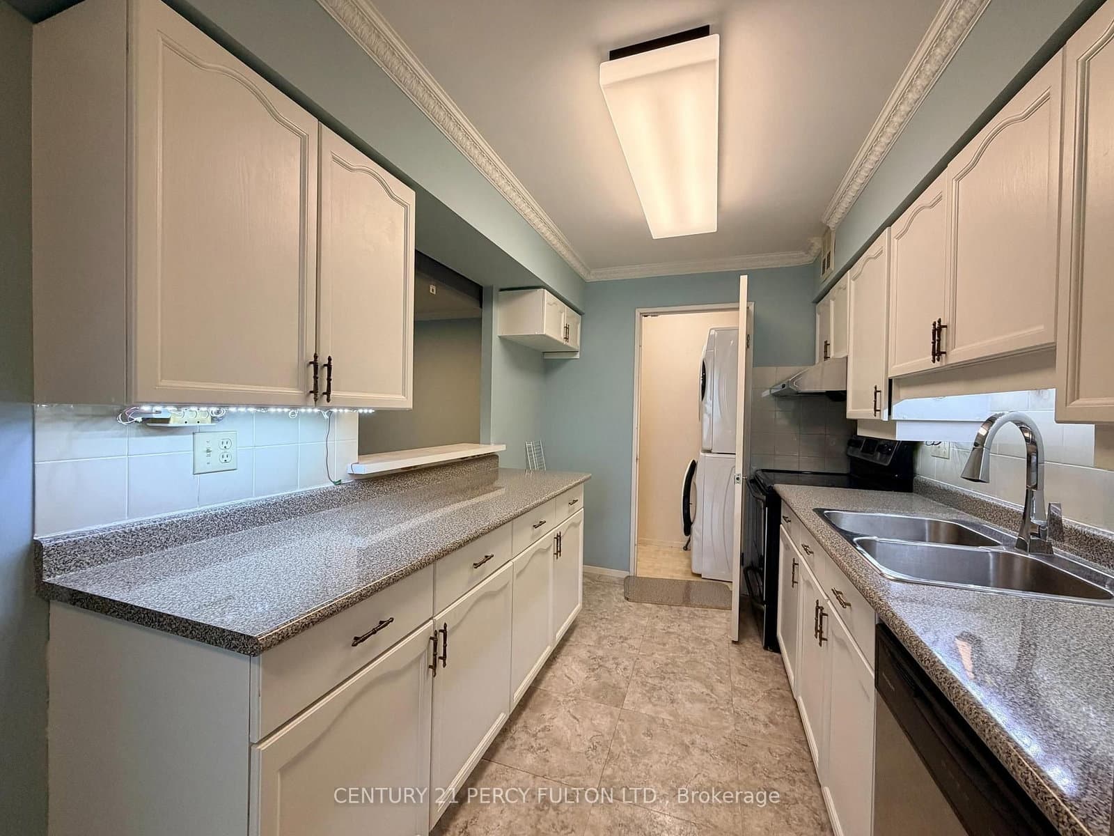 175 bamburgh Circle, Unit PH12 thumbnail 6