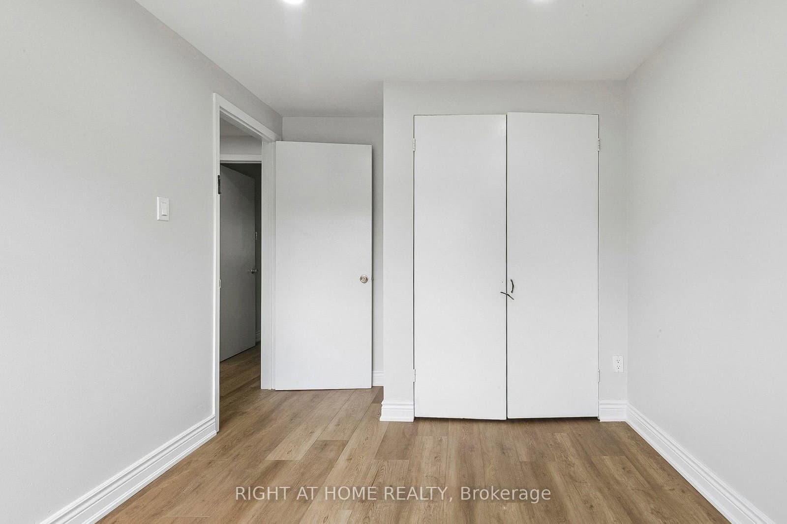 29 Cheatham Place thumbnail 20