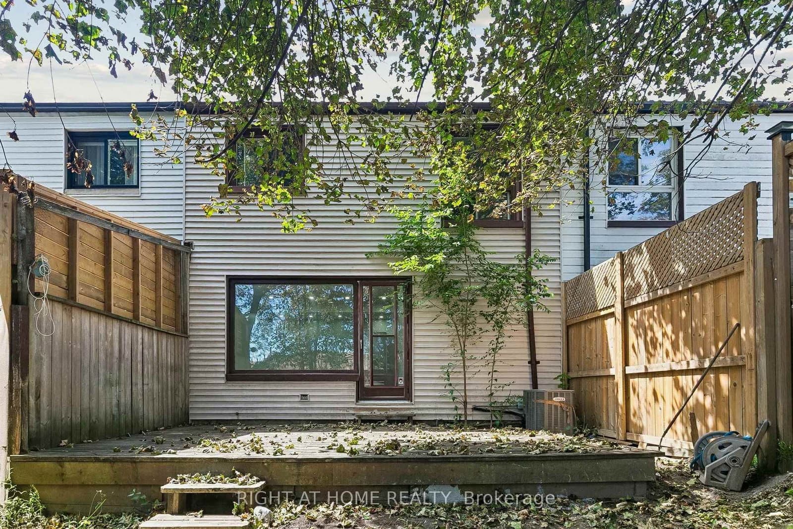 29 Cheatham Place thumbnail 24