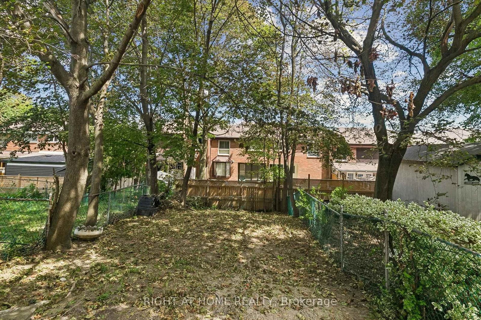 29 Cheatham Place thumbnail 25