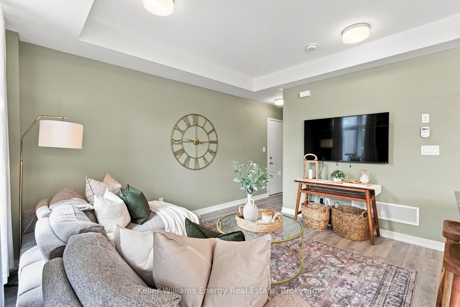 2550 Castlegate Crossing, Unit 204 thumbnail 7