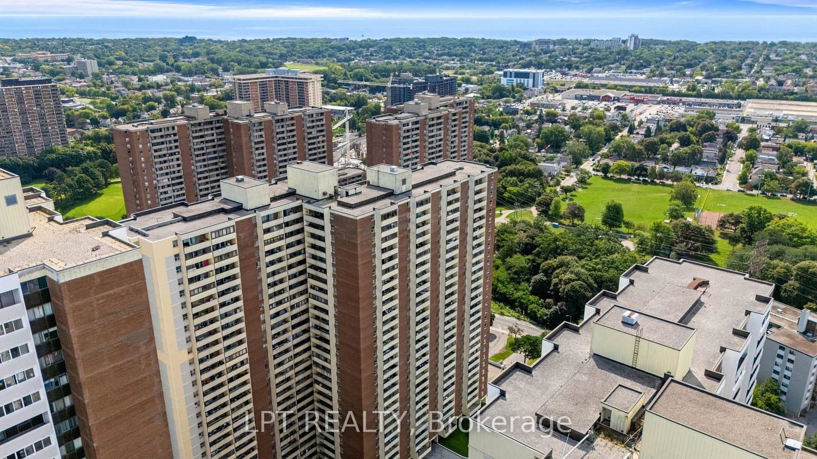 5 Massey Square, Unit 2811 thumbnail 2