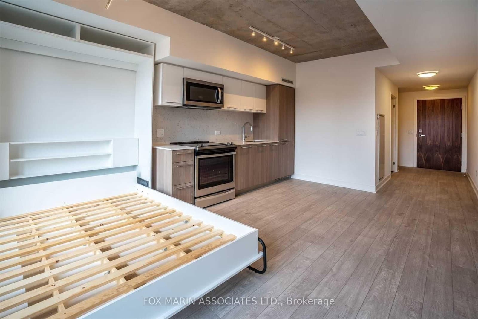 30 Baseball Place, Unit 332 thumbnail 4