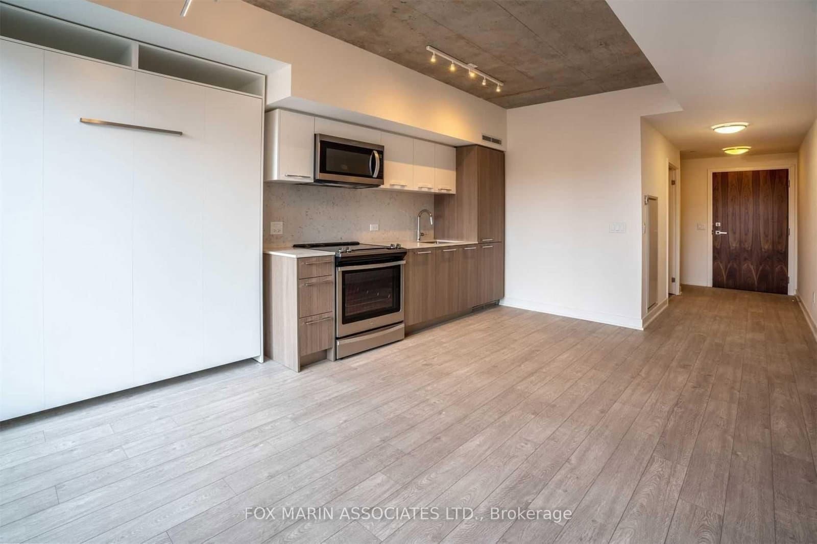 30 Baseball Place, Unit 332 thumbnail 5