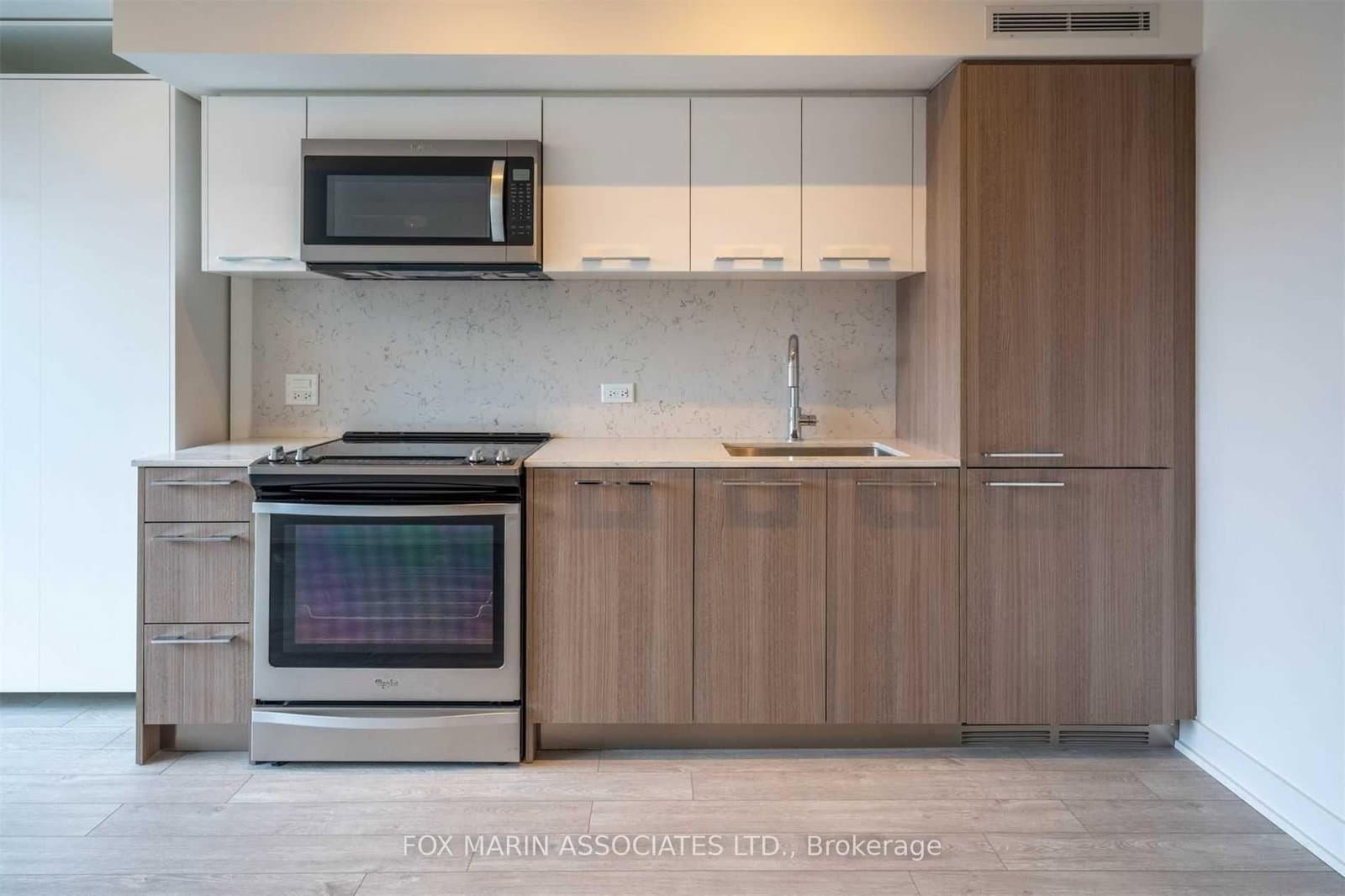 30 Baseball Place, Unit 332 thumbnail 7
