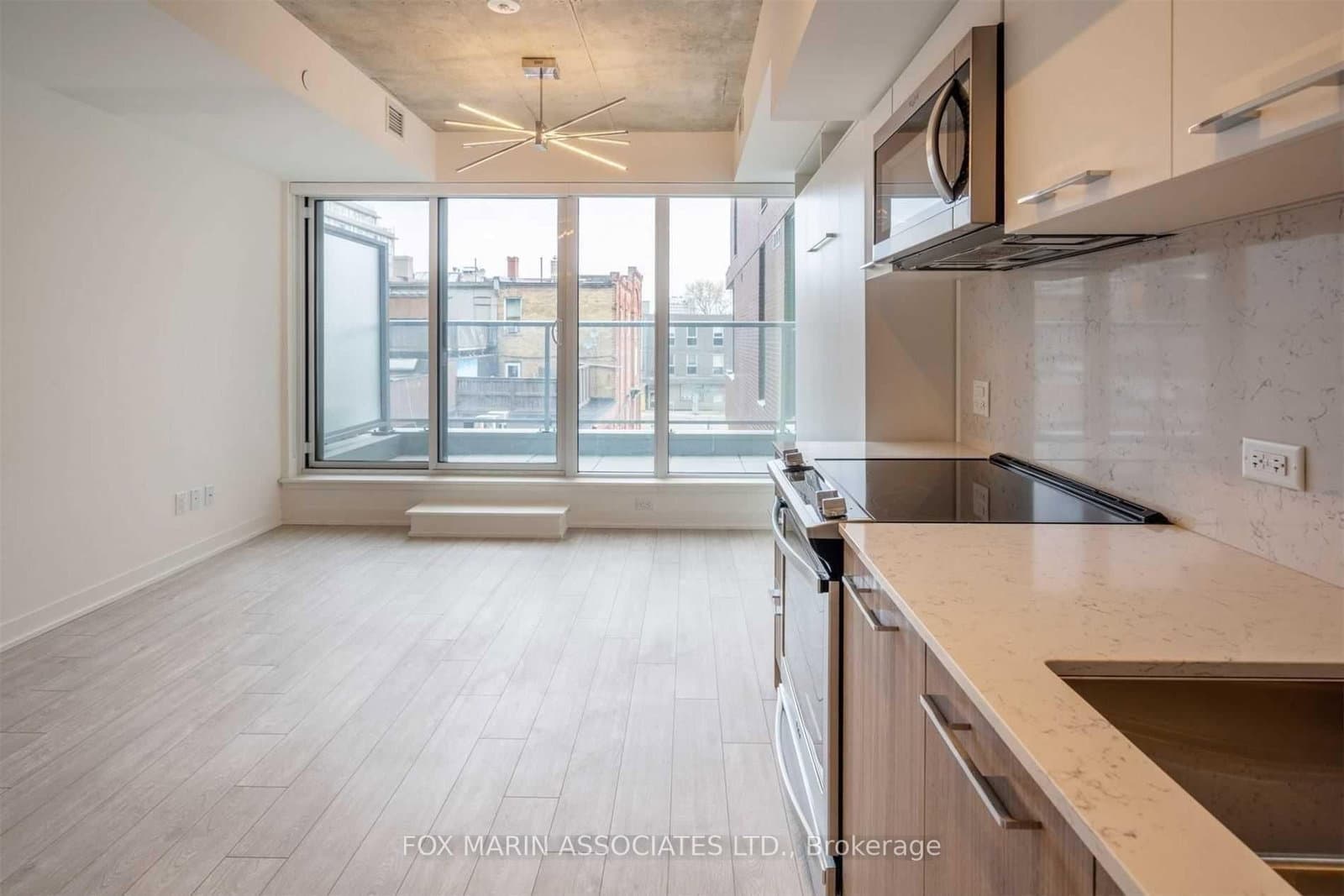 30 Baseball Place, Unit 332 thumbnail 8