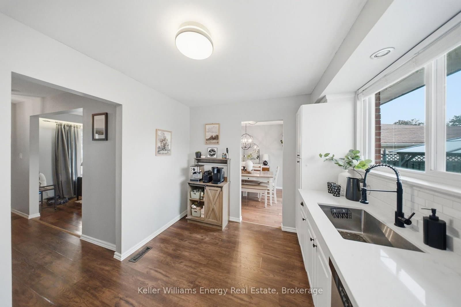 233 Phillip Murray Avenue thumbnail 10
