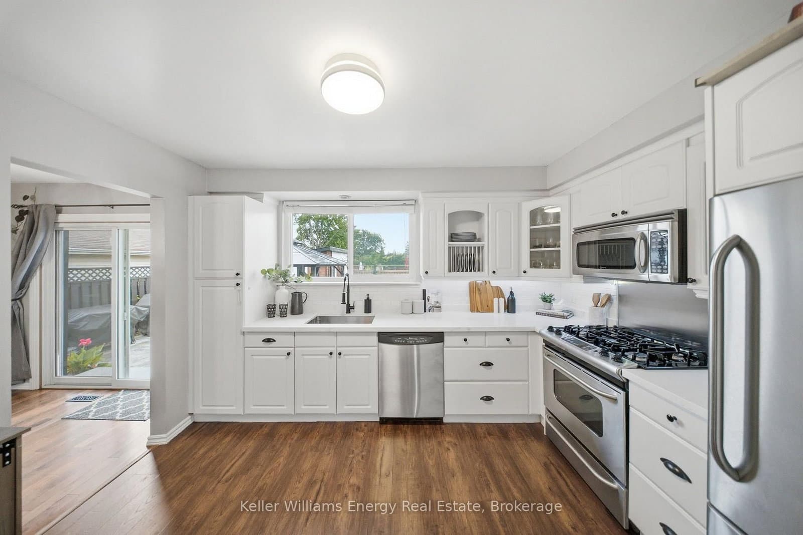 233 Phillip Murray Avenue thumbnail 12