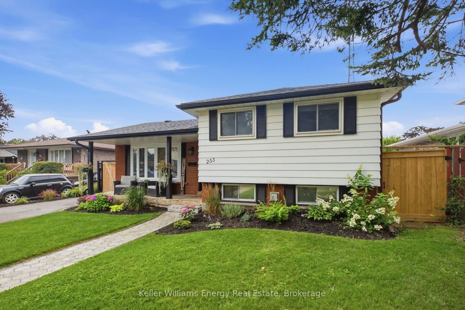 233 Phillip Murray Avenue thumbnail 2