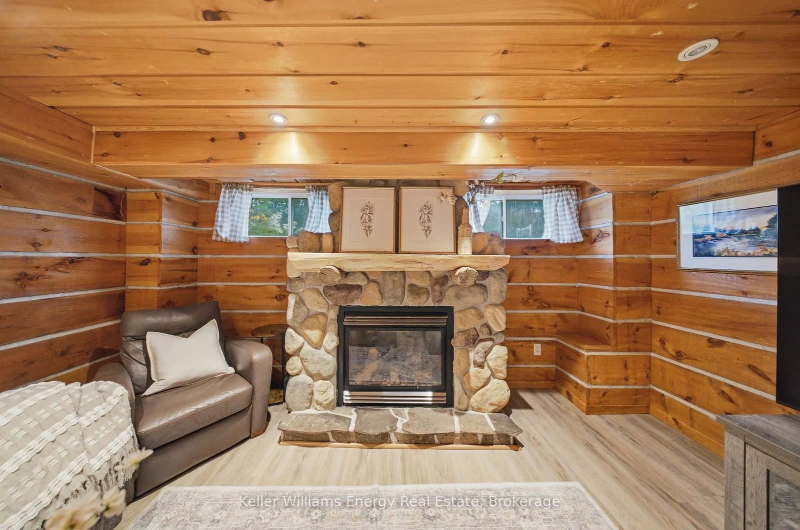 233 Phillip Murray Avenue thumbnail 23