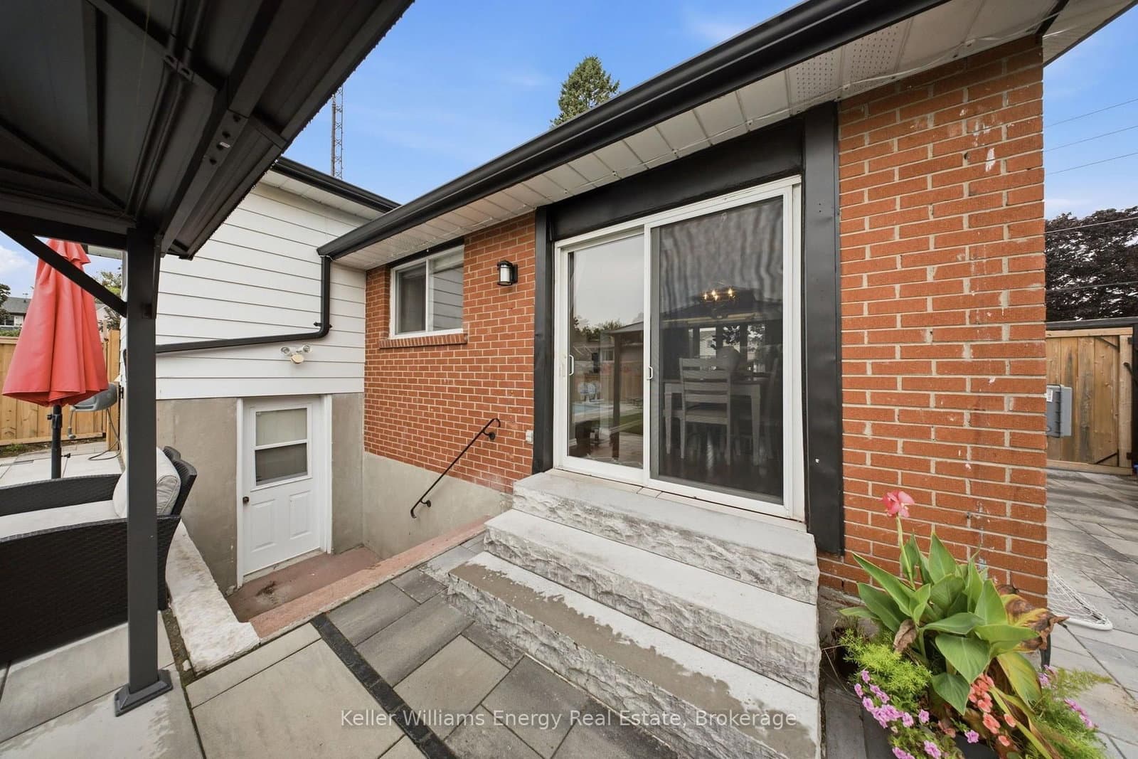 233 Phillip Murray Avenue thumbnail 40