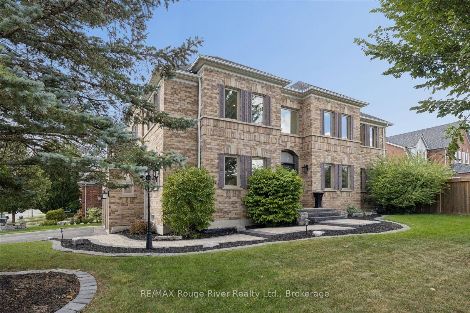 10 Windbreak Crescent - Image 1