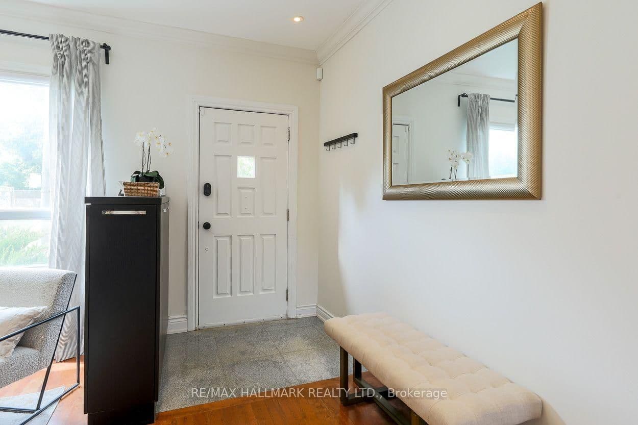 38 Boultbee Avenue thumbnail 2