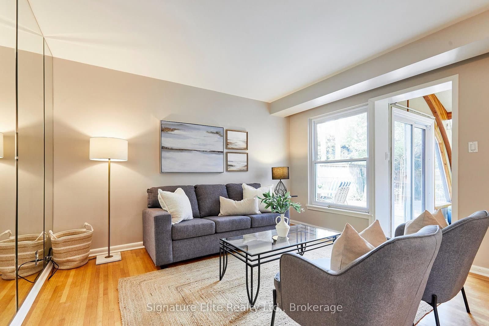 7 Lyncroft Drive thumbnail 3