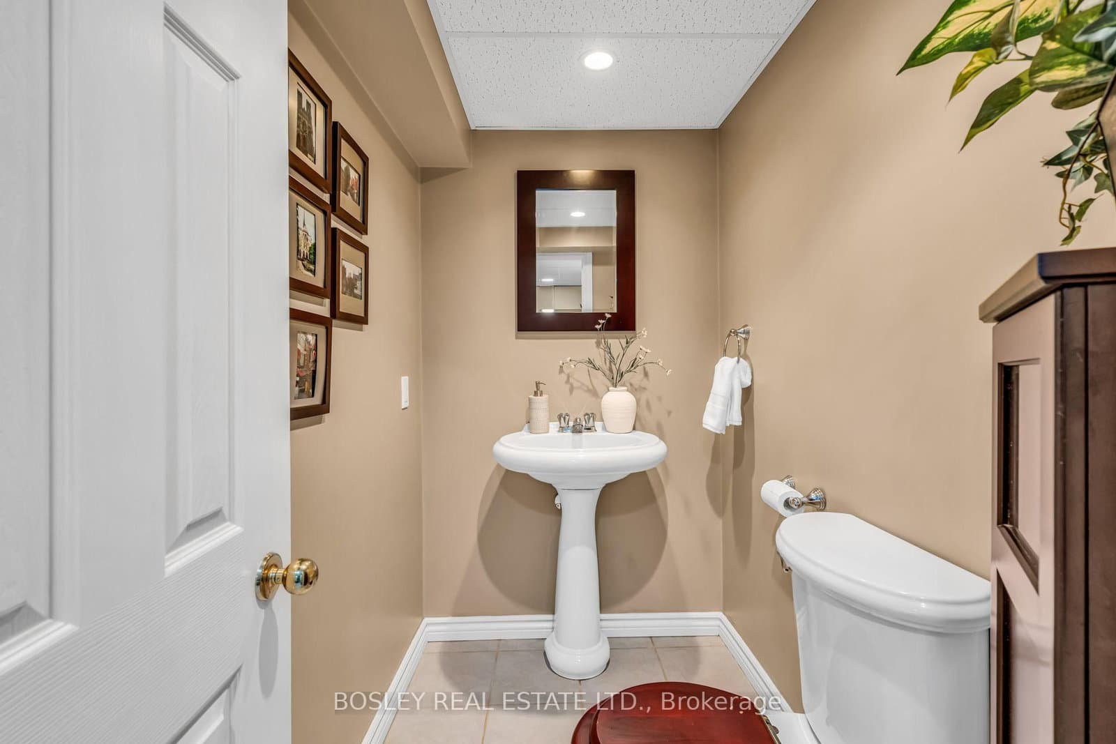 858 Modlin Road thumbnail 32