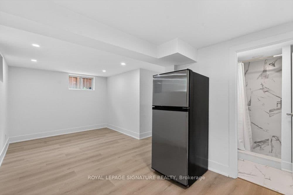 297 Kennedy Road, Unit Basement thumbnail 5