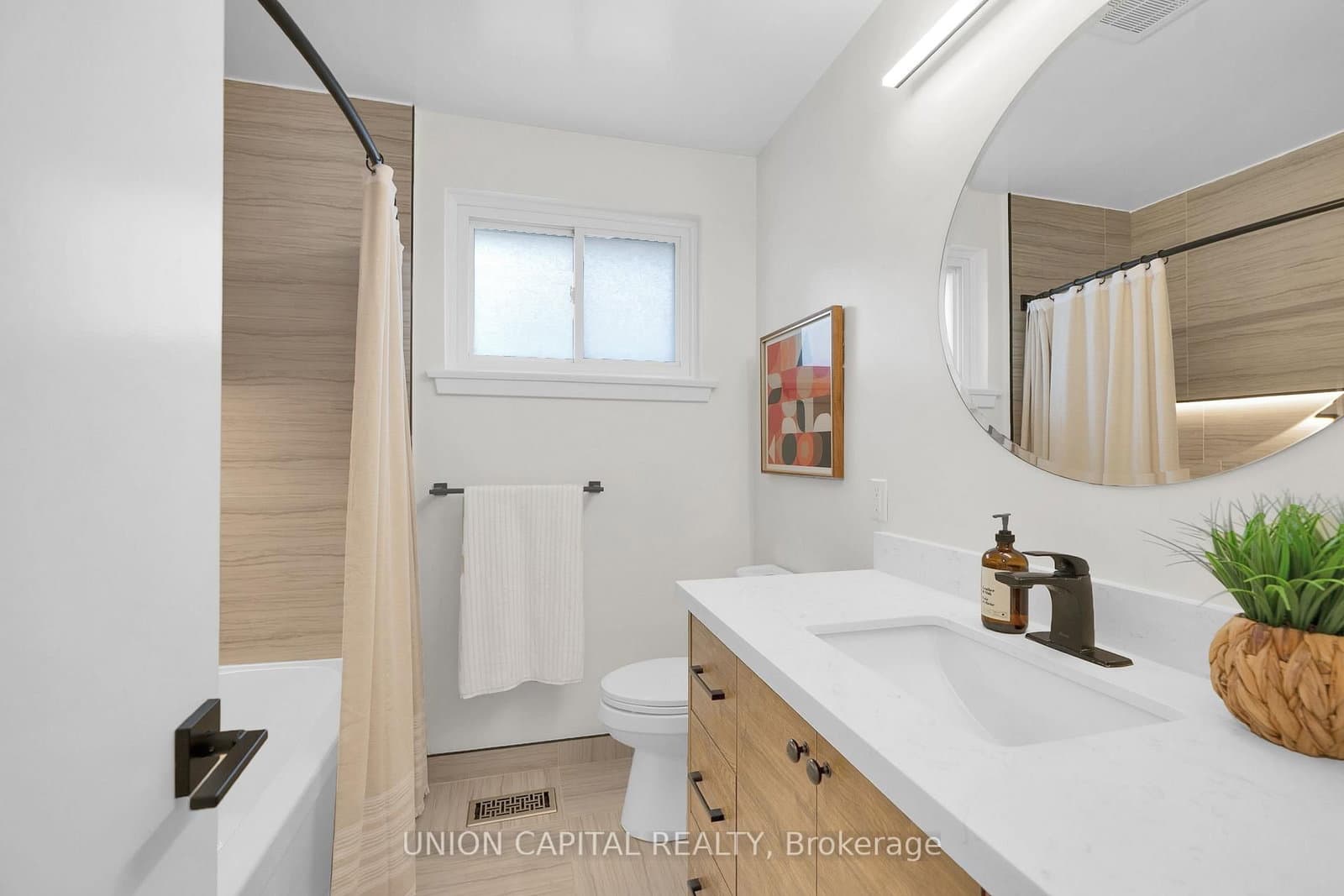 8 Baybrook Crescent thumbnail 22