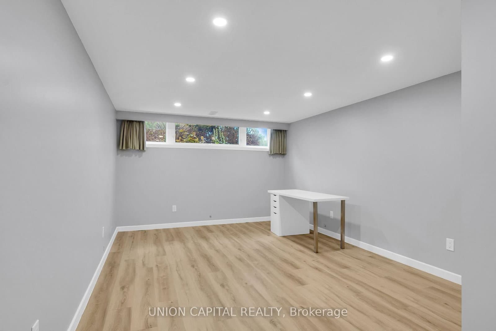 8 Baybrook Crescent thumbnail 30