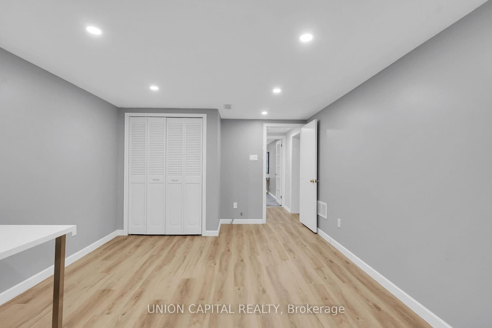 8 Baybrook Crescent thumbnail 31