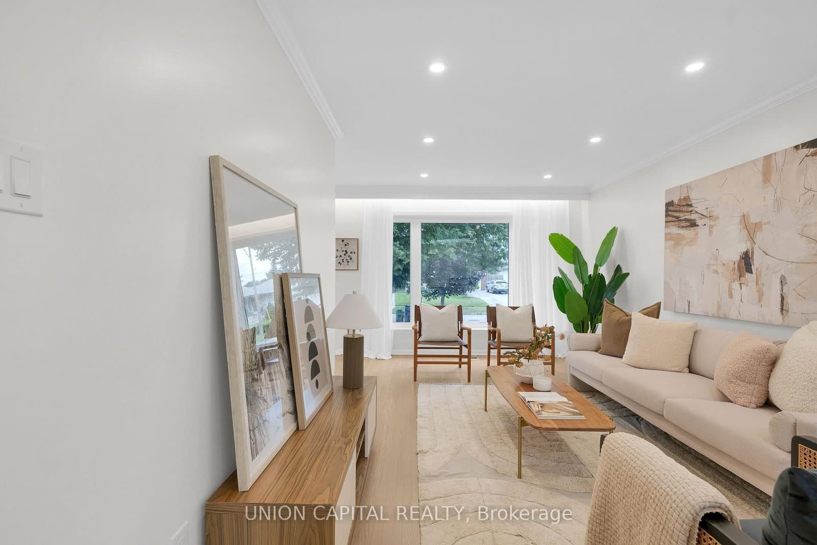 8 Baybrook Crescent thumbnail 6