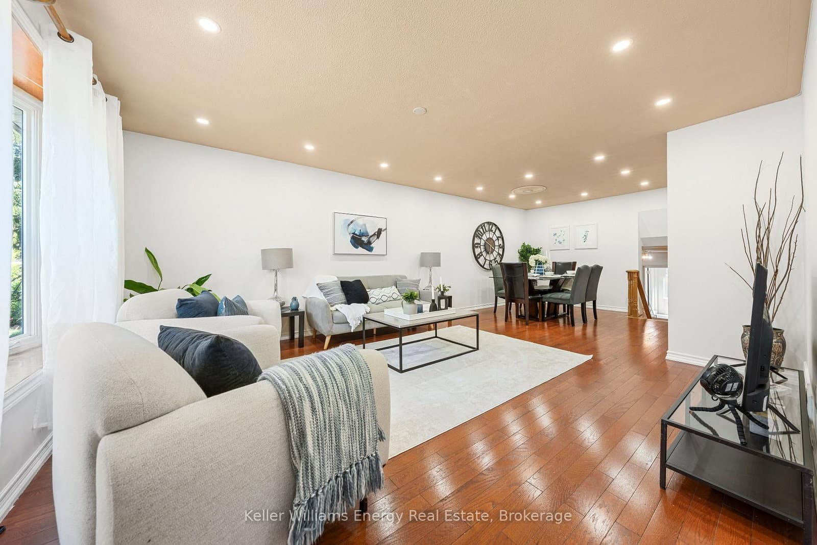 162 Merkley Square thumbnail 4