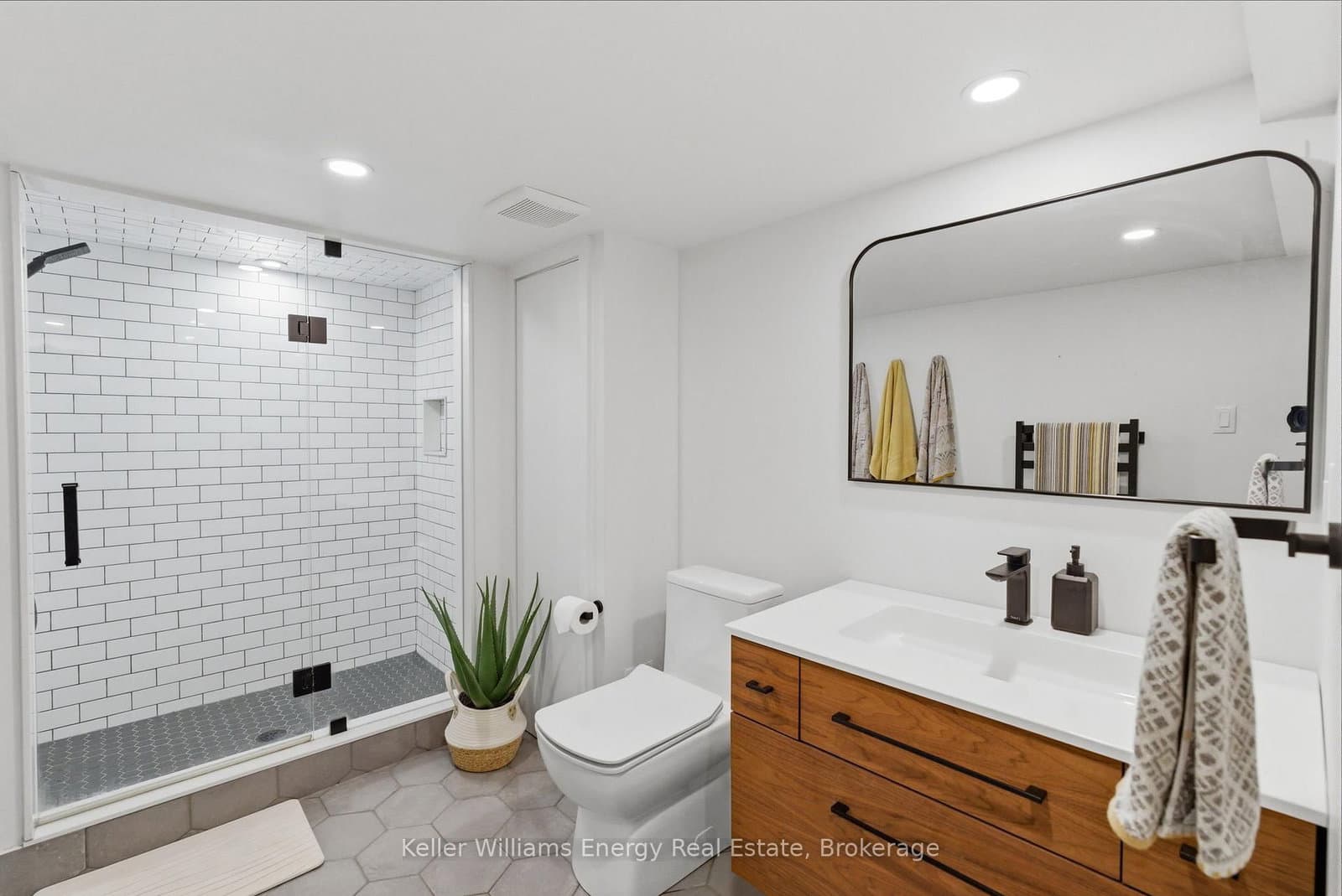 59 Bagot Street thumbnail 28