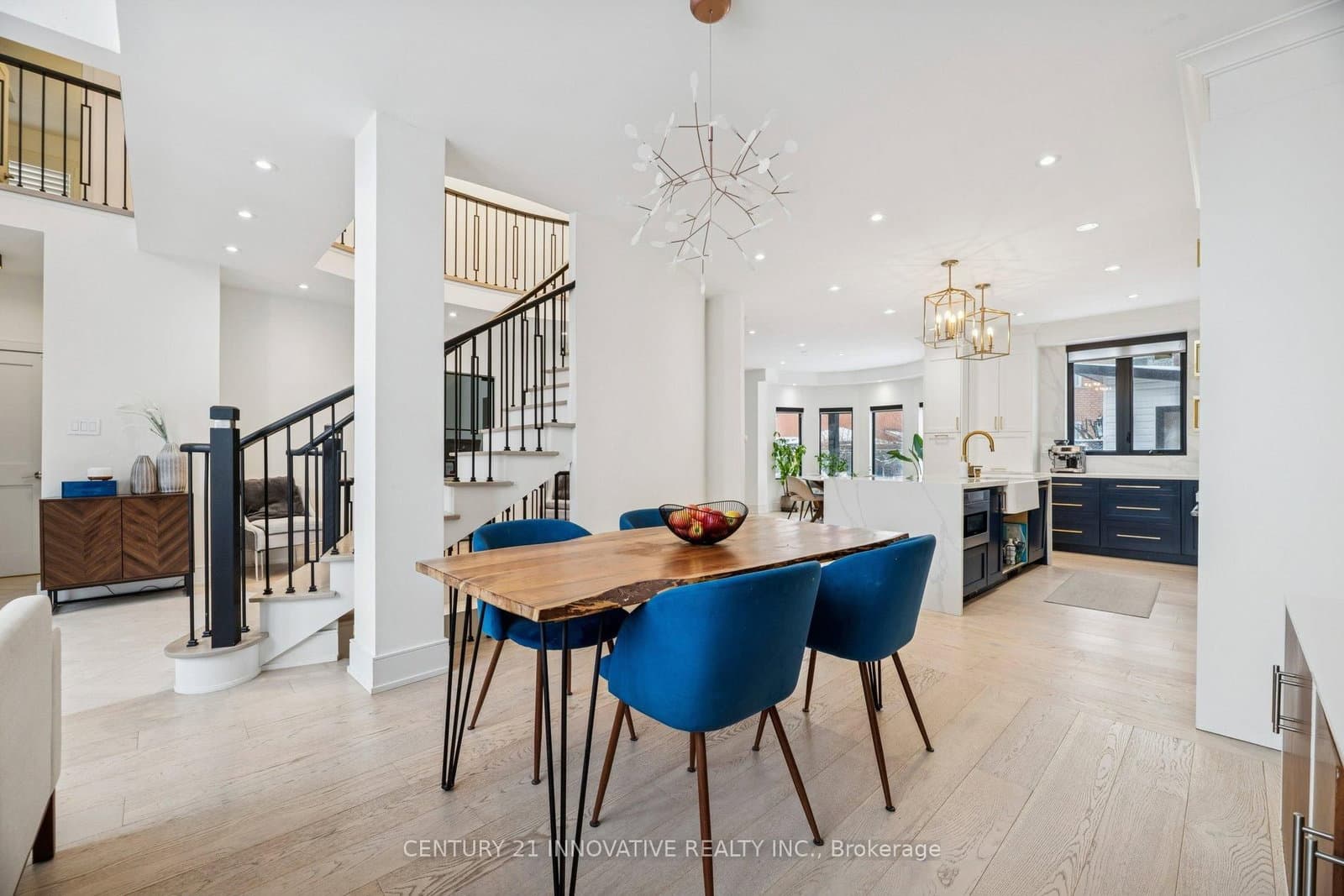 6 Devonridge Crescent thumbnail 10