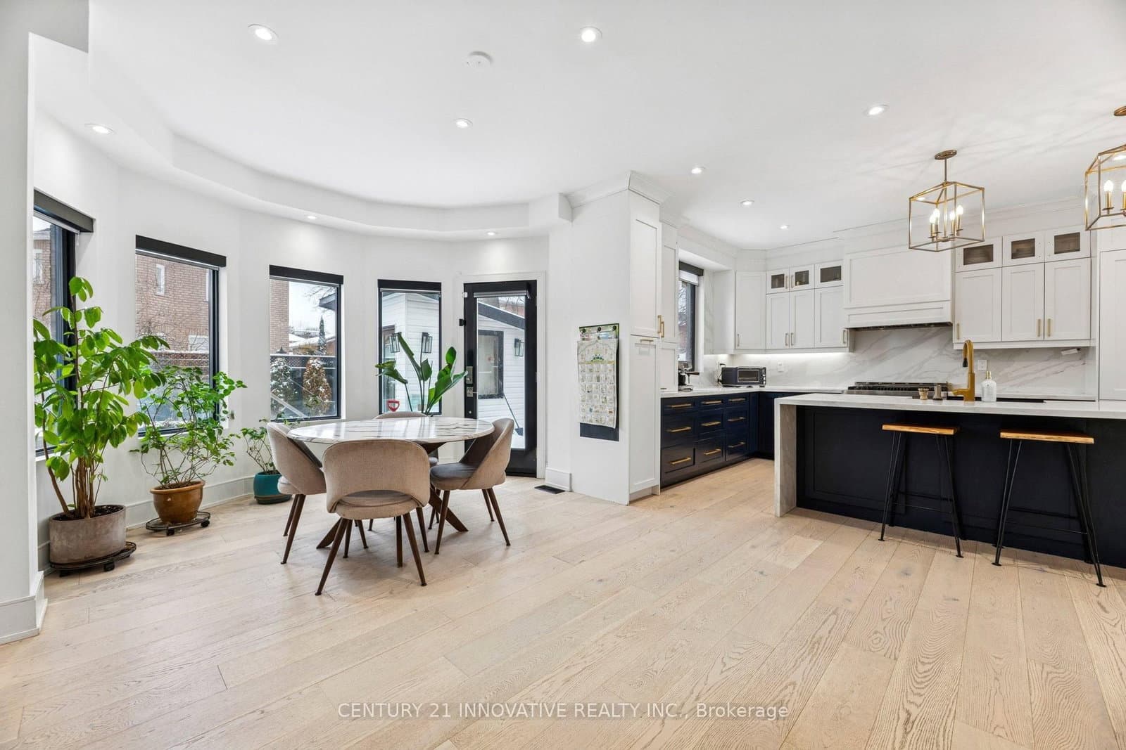 6 Devonridge Crescent thumbnail 19