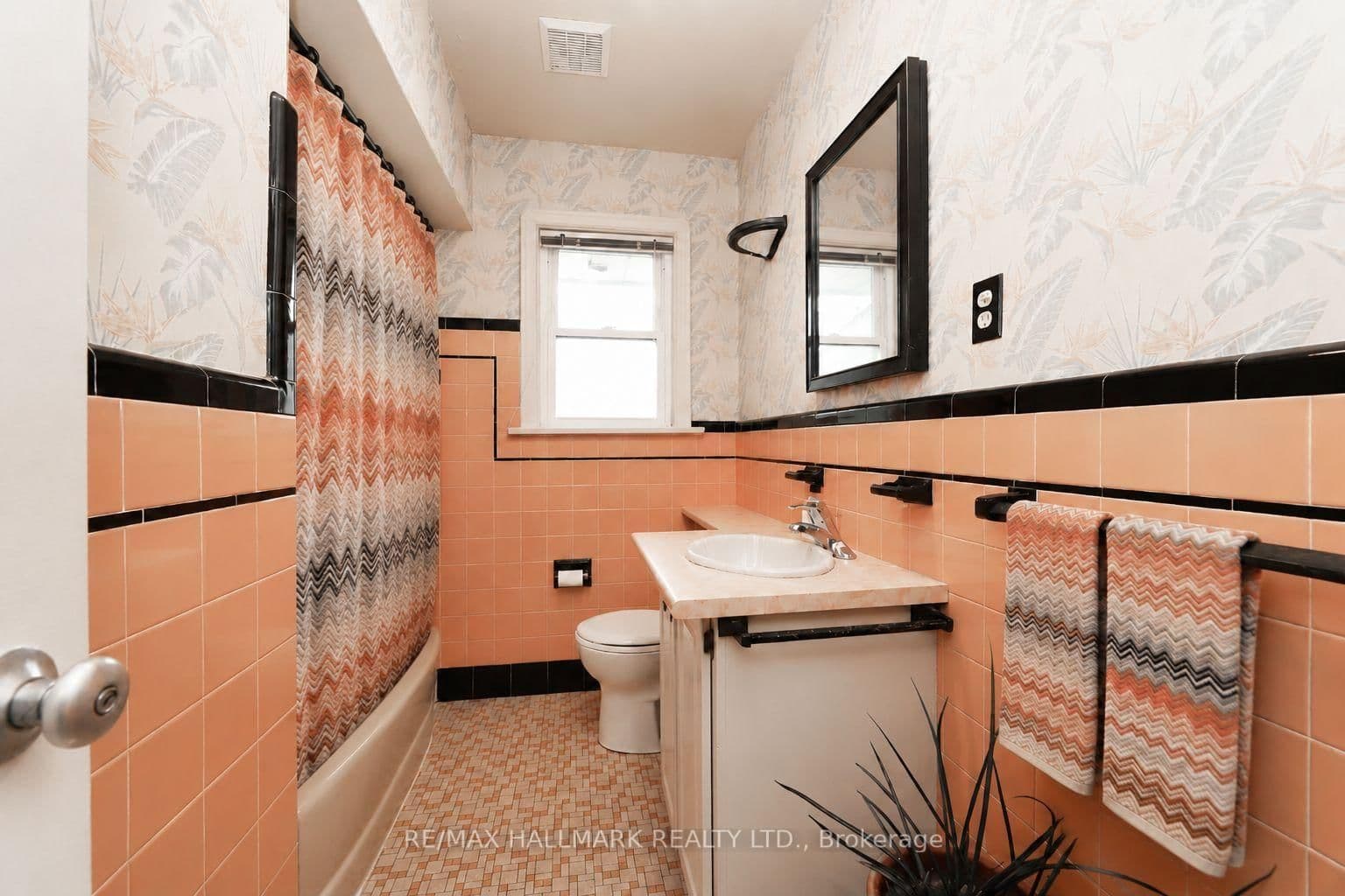 33 Stag Hill Drive thumbnail 14