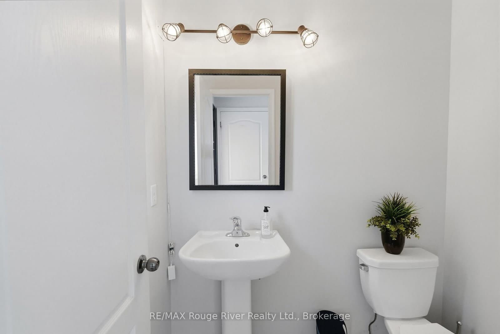 86 Edwin Carr Street thumbnail 22