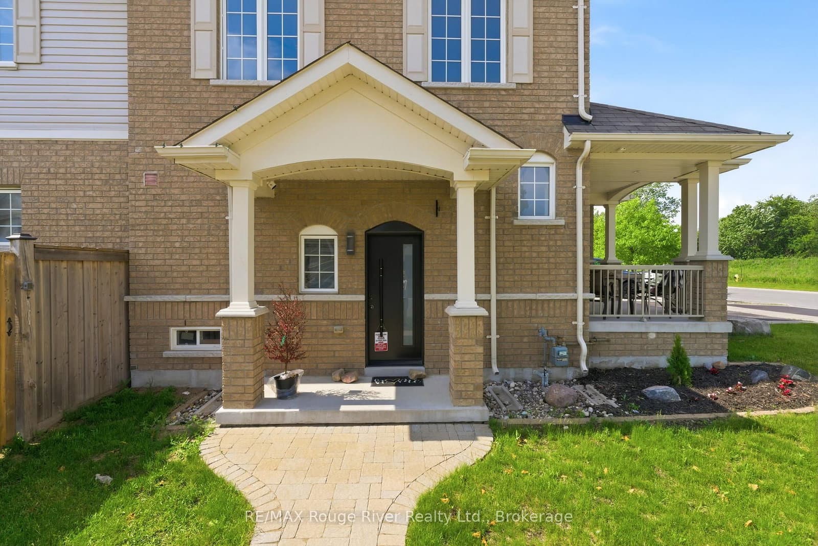 86 Edwin Carr Street thumbnail 41