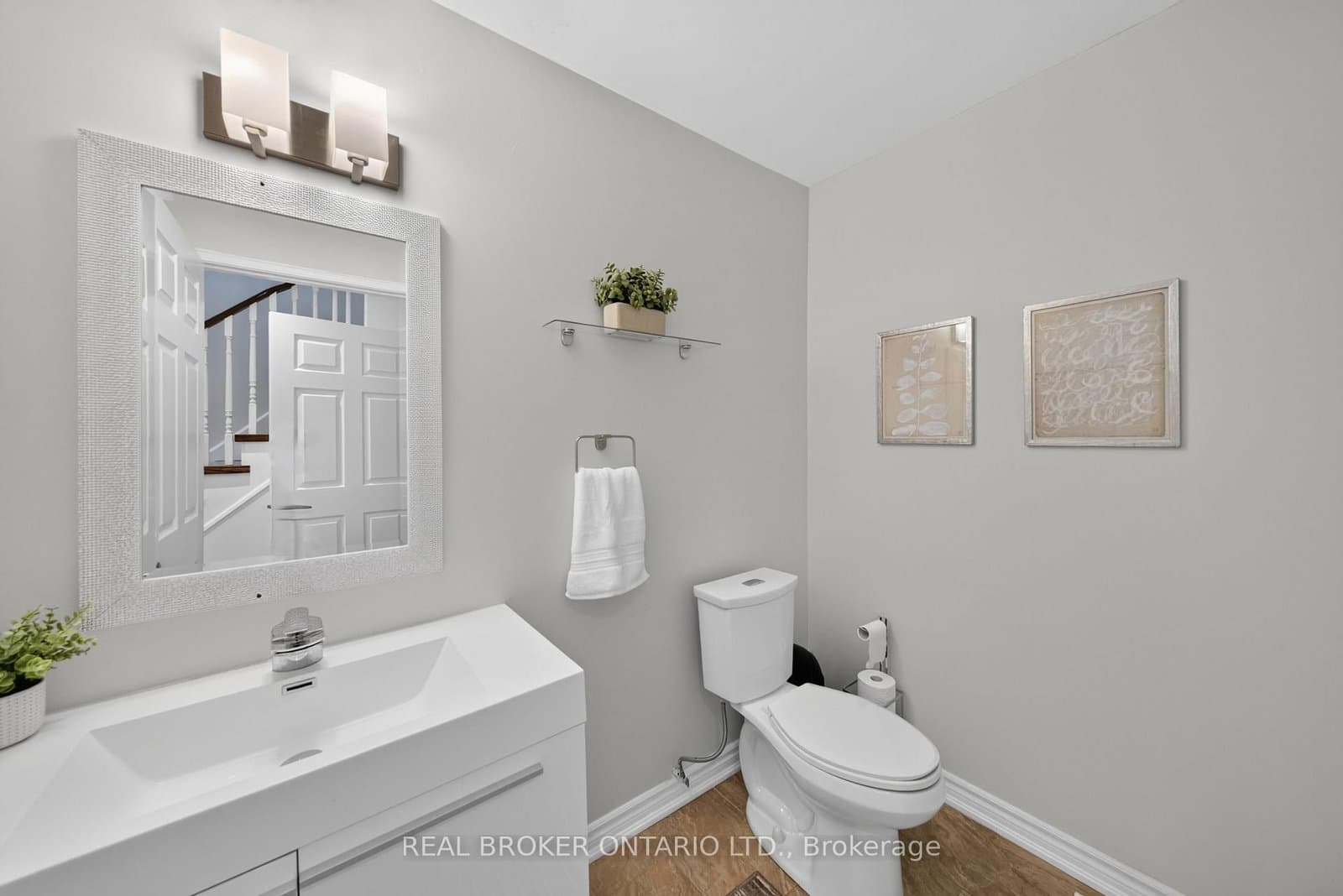63 Eric Clarke Drive thumbnail 12