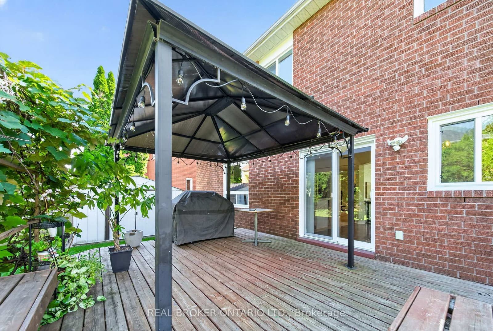 63 Eric Clarke Drive thumbnail 32