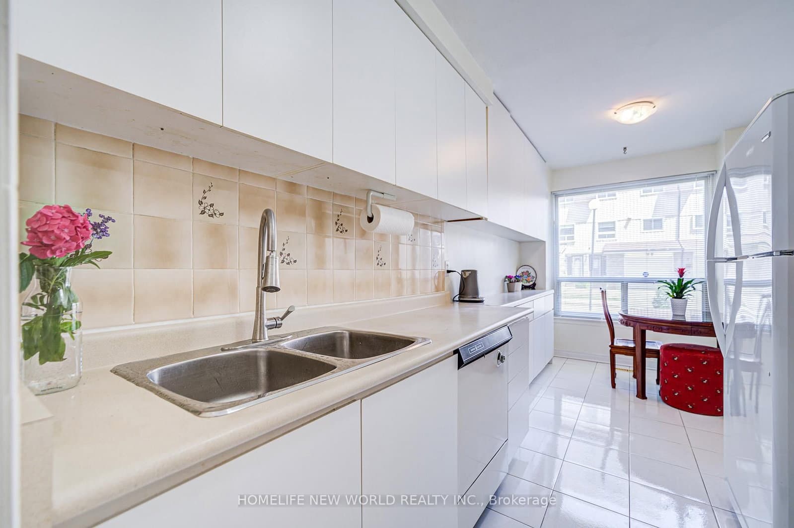 44 Chester Le Boulevard, Unit 39 thumbnail 6