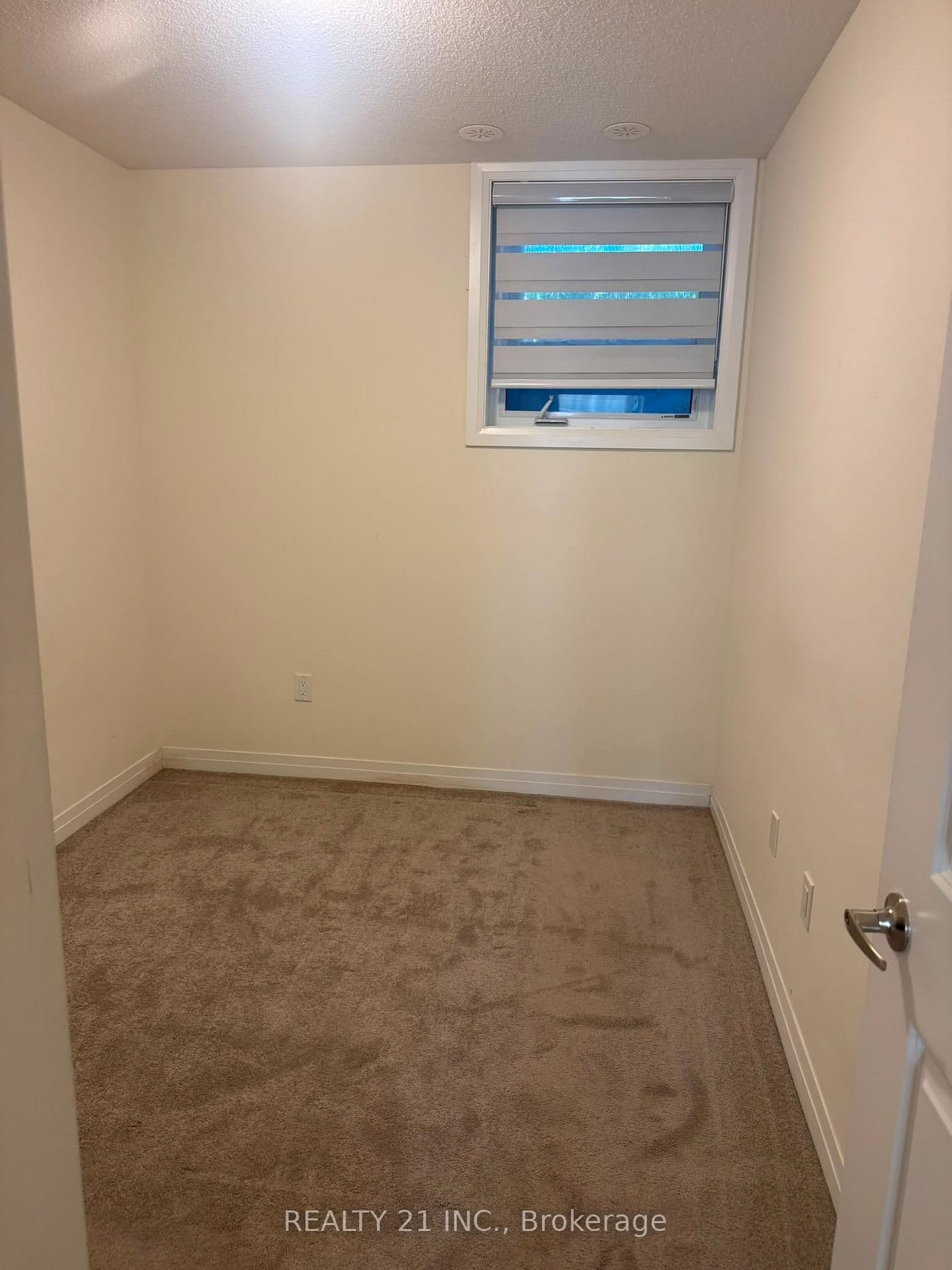 30 Liben Way, Unit 29 thumbnail 8
