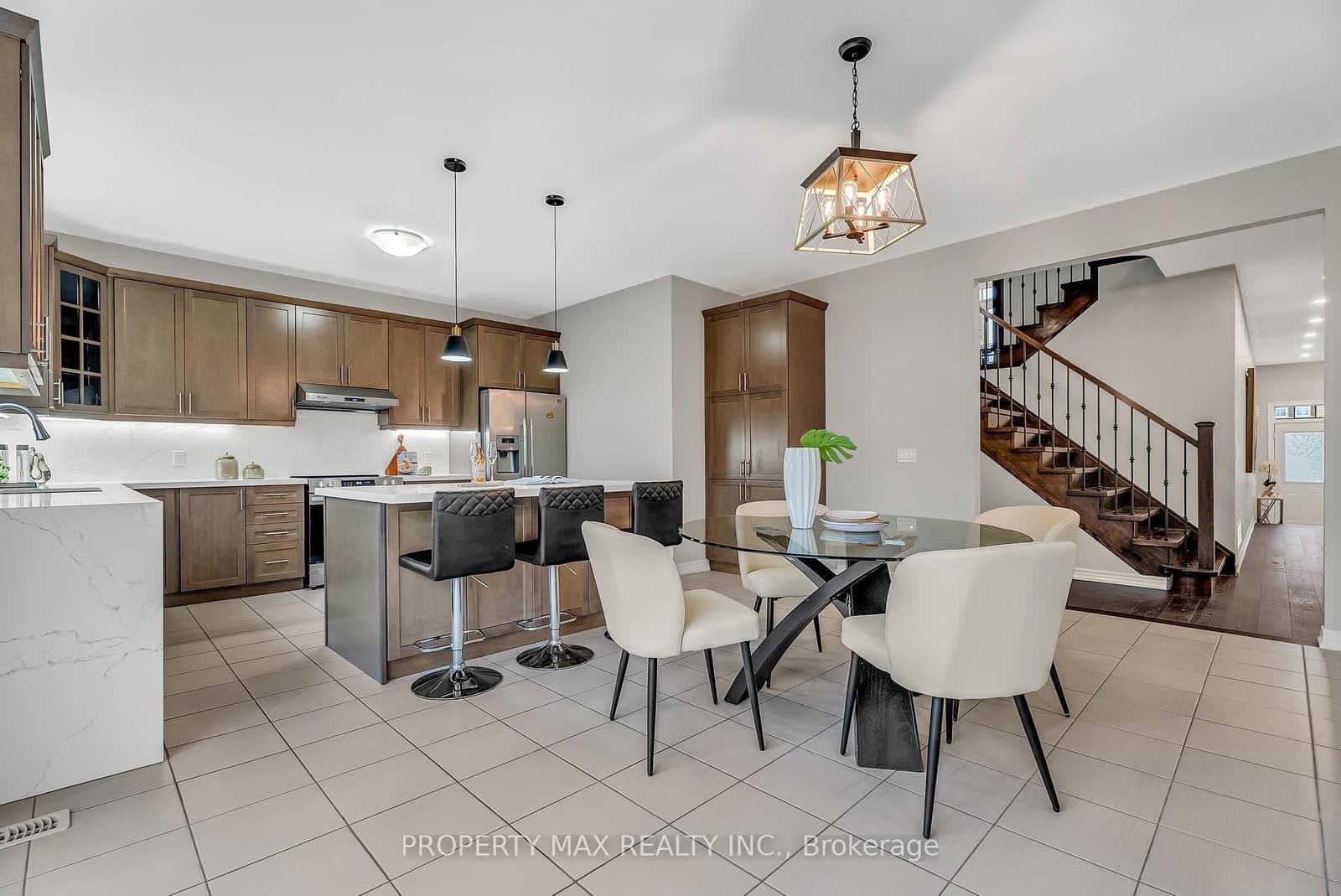 40 Britannia Avenue E thumbnail 20