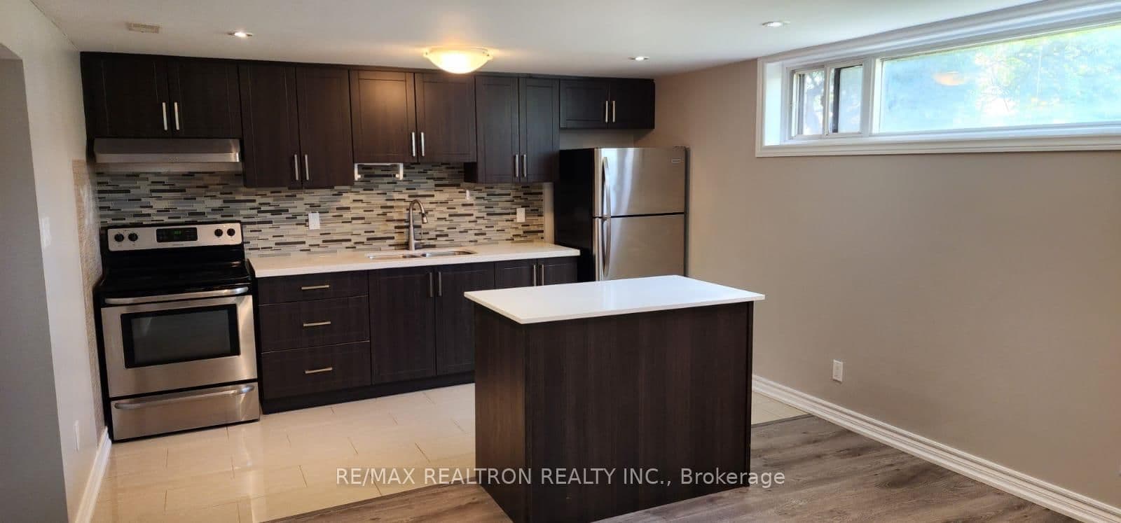 70 Clementine Square, Unit Bsmnt thumbnail 10