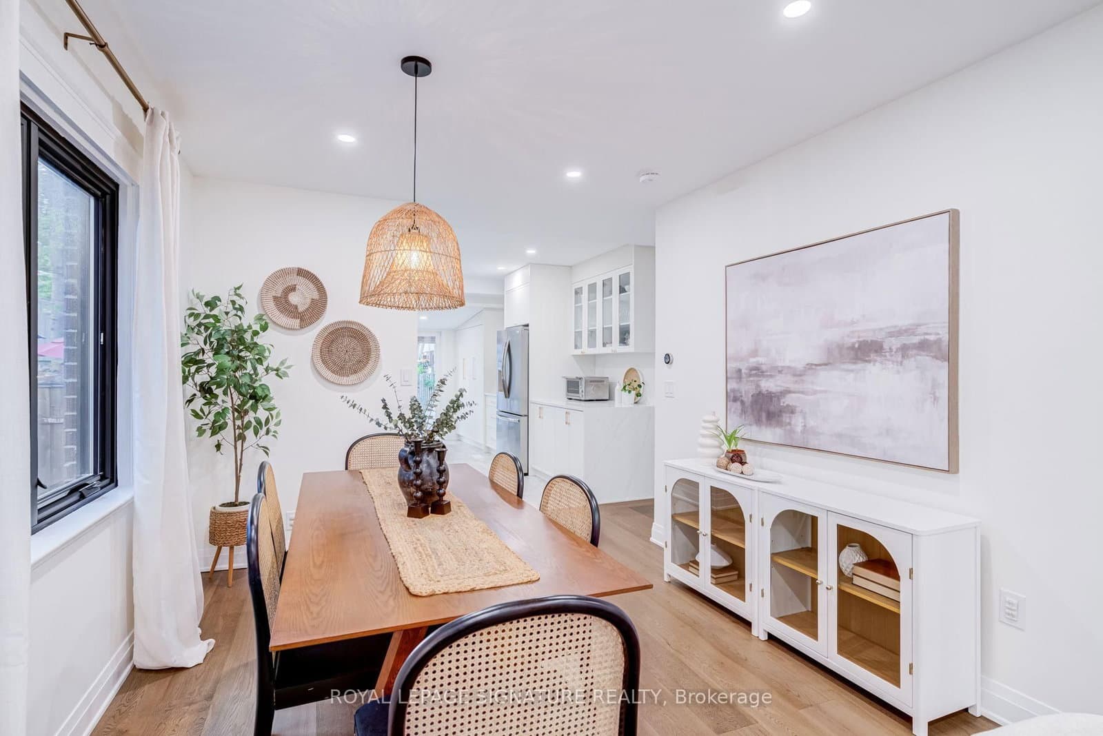222 Queensdale Avenue thumbnail 10