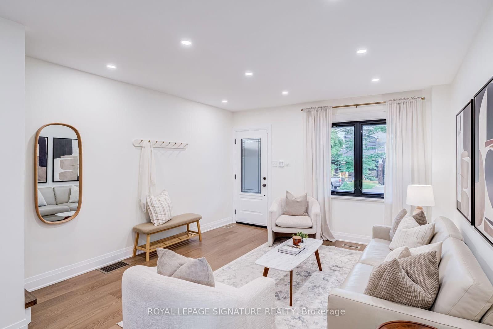 222 Queensdale Avenue thumbnail 7