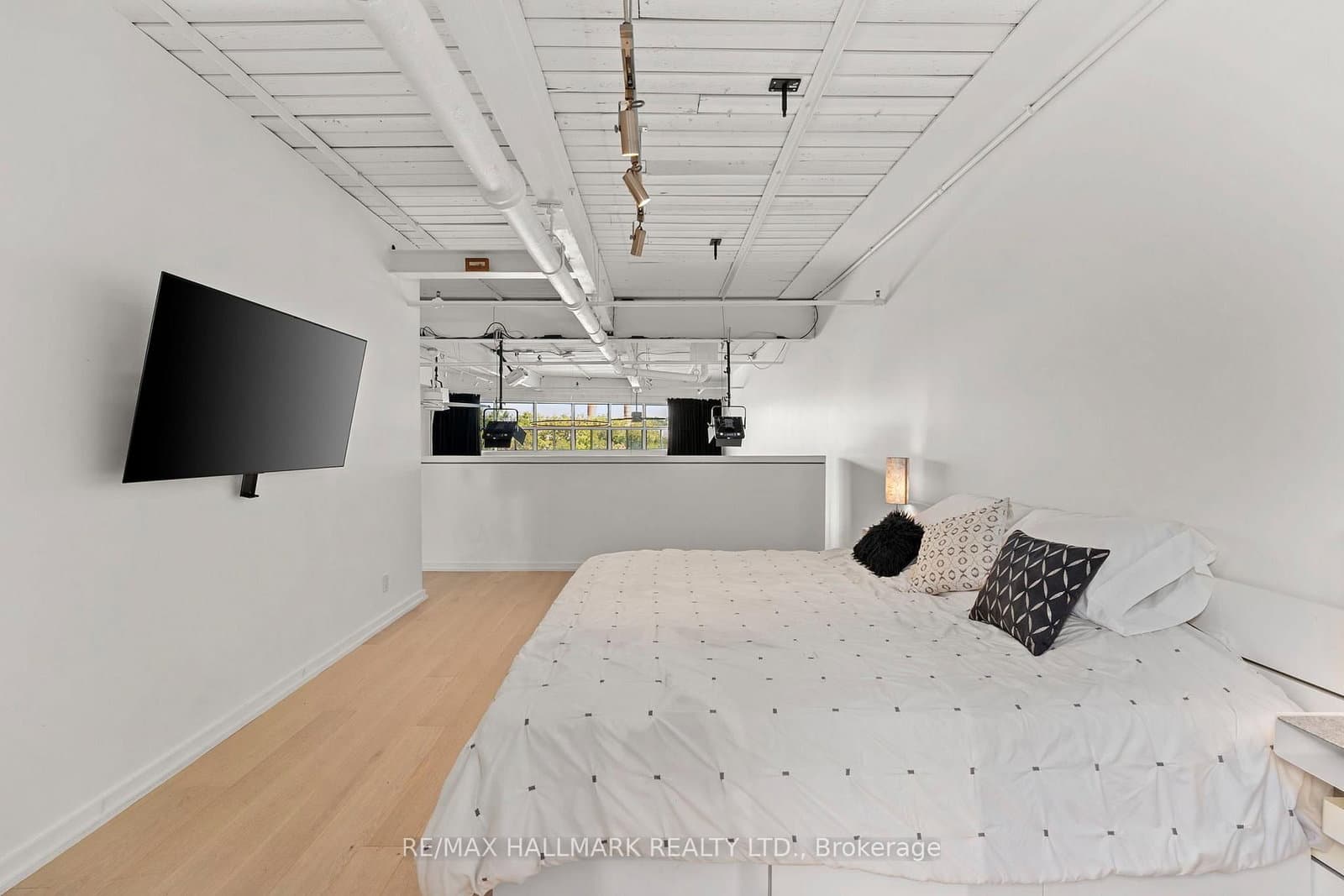 1173 Dundas Street E, Unit 226 thumbnail 19